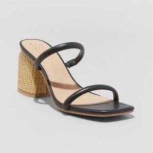 Black strappy heel - A New Day